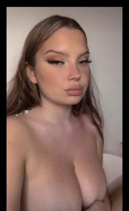 Add Mommy on k:goddessmelisande1 S.C:mommy_rose01 [domme]