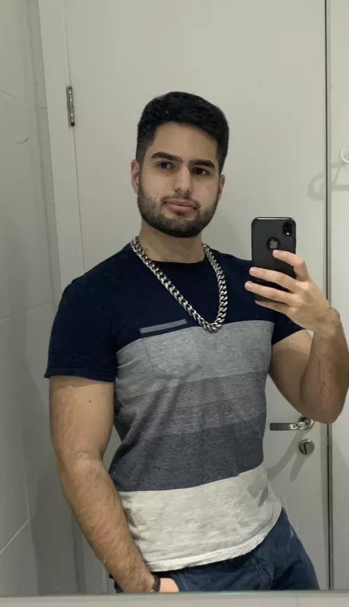 After an hard end of a relationship, I started to work out. A month later, it is giving some result. After an hard end of a relationship, I started to work out. A month later, it is giving some result.