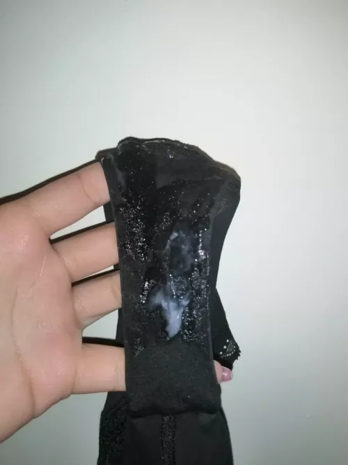 After another orgasm in my panties ๐ฆ