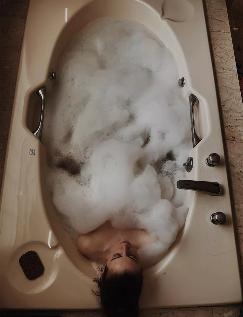 After drawing her a bubble bath, the maids prepared the massage table for mistress’ weekly 2-hour full body rub down