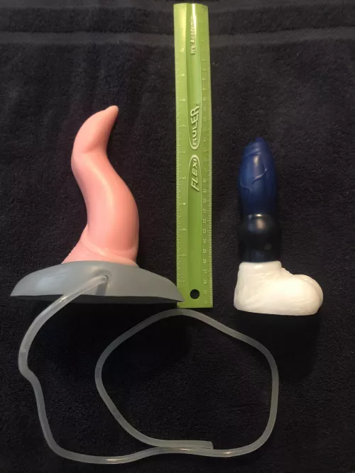 after testing them both out last night.. and getting a good stretch.. i’ve come to the conclusion that.. i love them both. after testing them both out last night.. and getting a good stretch.. i’ve come to the conclusion that.. i love them both.