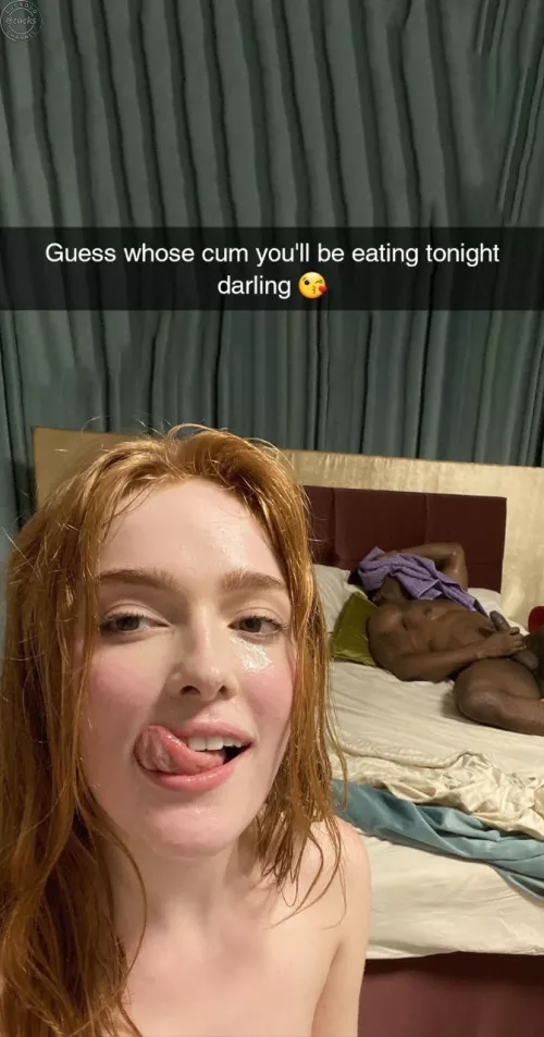 Ahh every day new stranger , what a hoe she is 😳 Ahh every day new stranger , what a hoe she is 😳