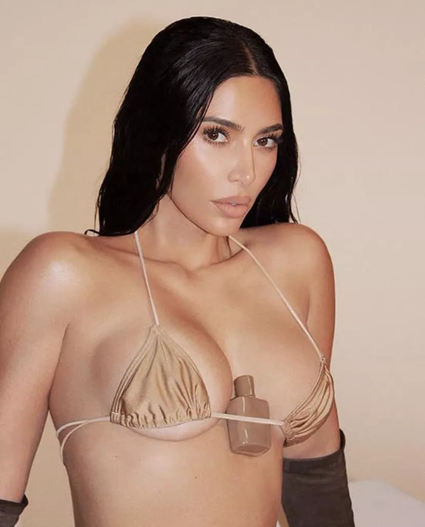 Kimkardashianpics