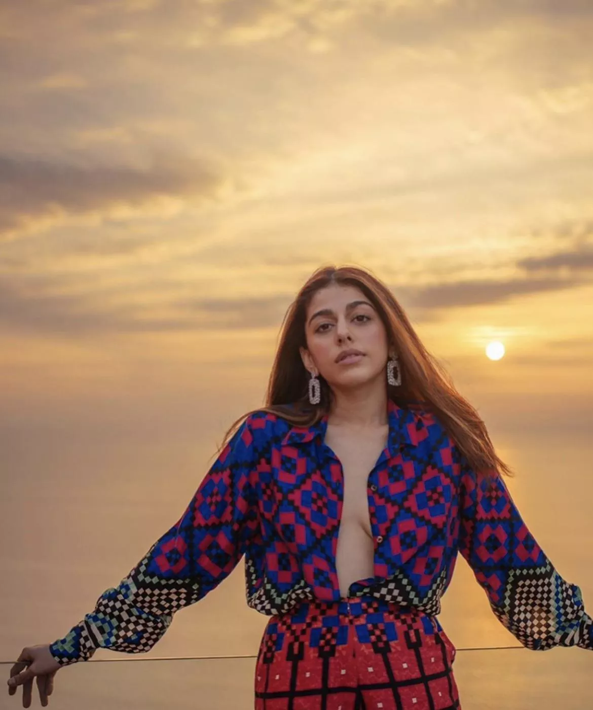 Alaya F and her shaggy boobs