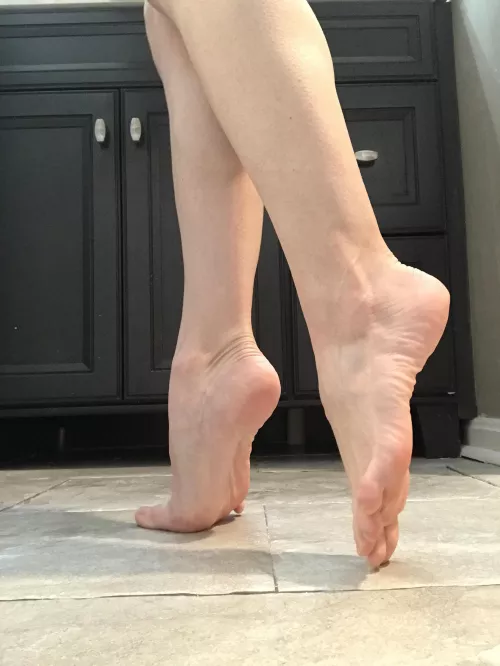 All cleanโฆ who wants to watch me put lotion on All cleanโฆ who wants to watch me put lotion on