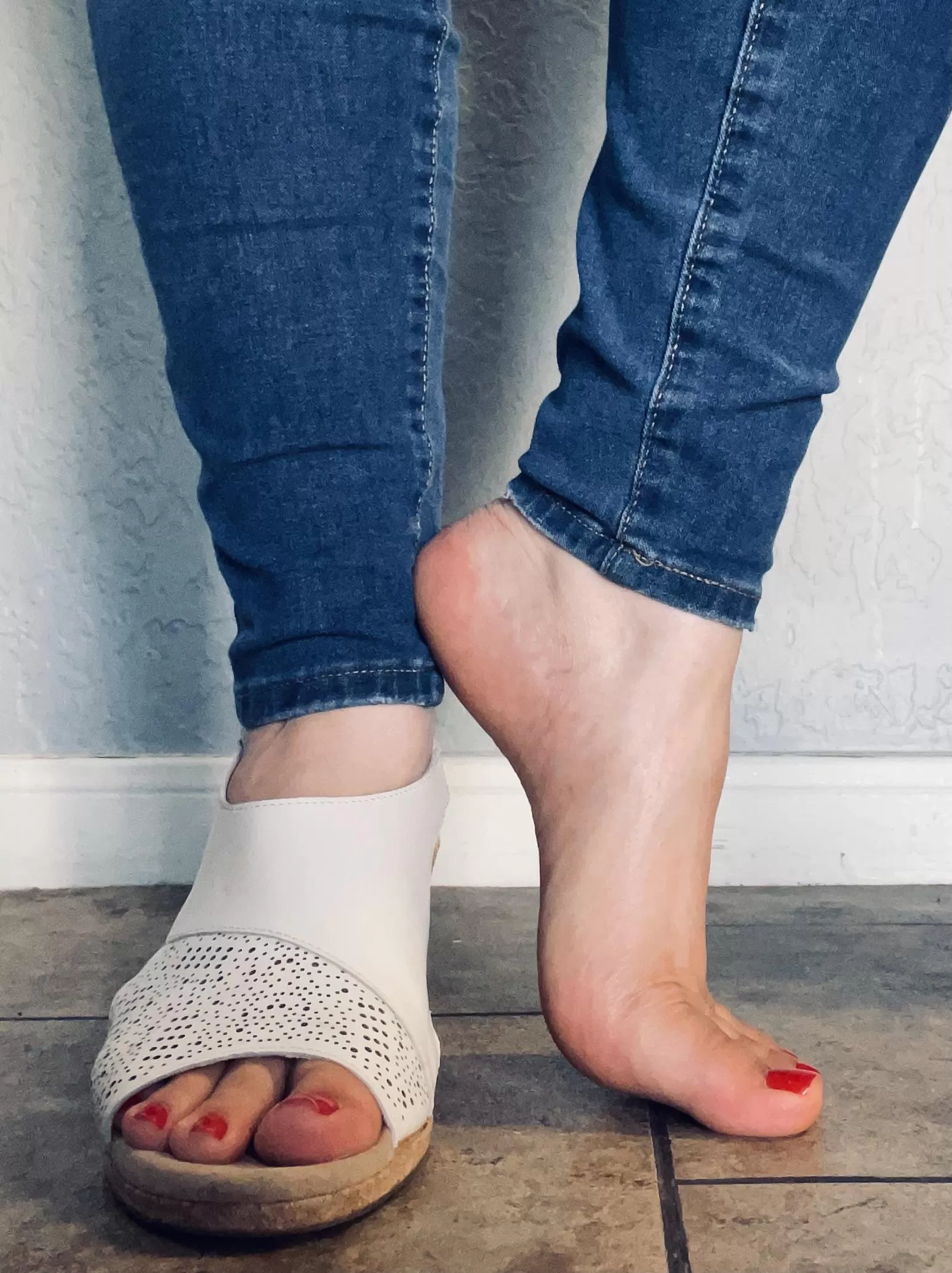 All Day Long In These👡🦶🏻😍 All Day Long In These👡🦶🏻😍