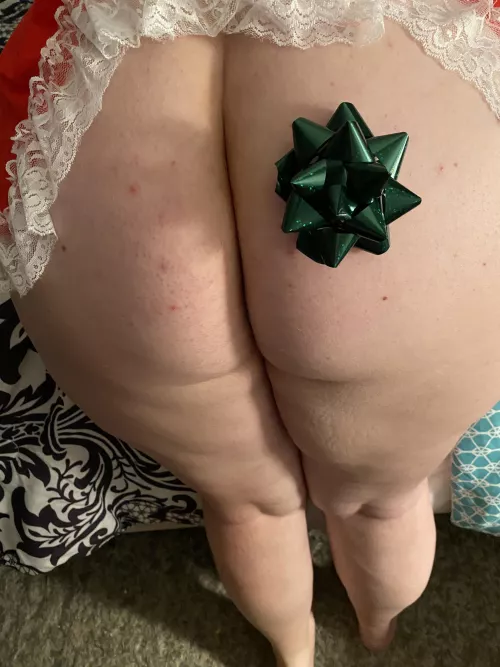 All the best presents have a bow on them. Merry Christmas