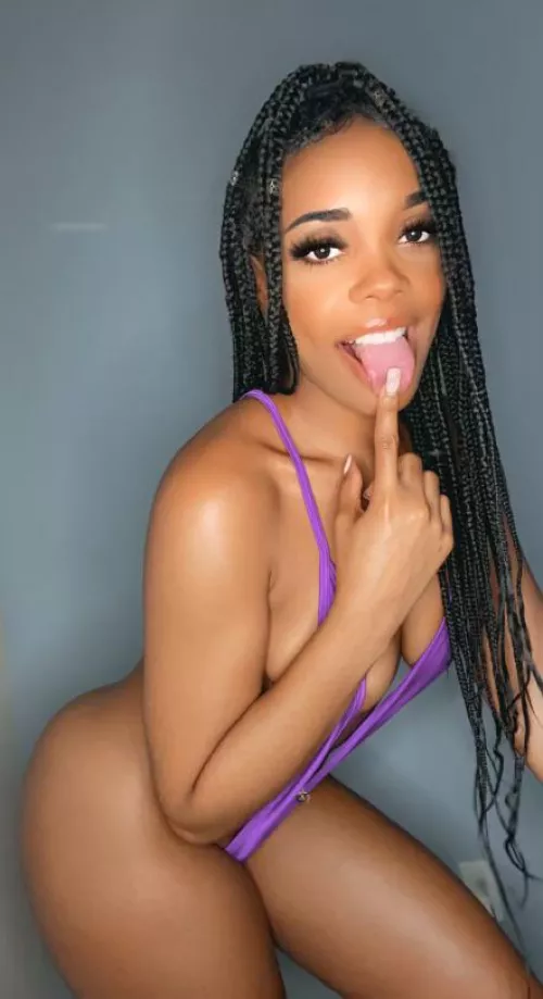 All these girls trying so hard to act cute-I just AM Cute! 💁🏽♀️🥰