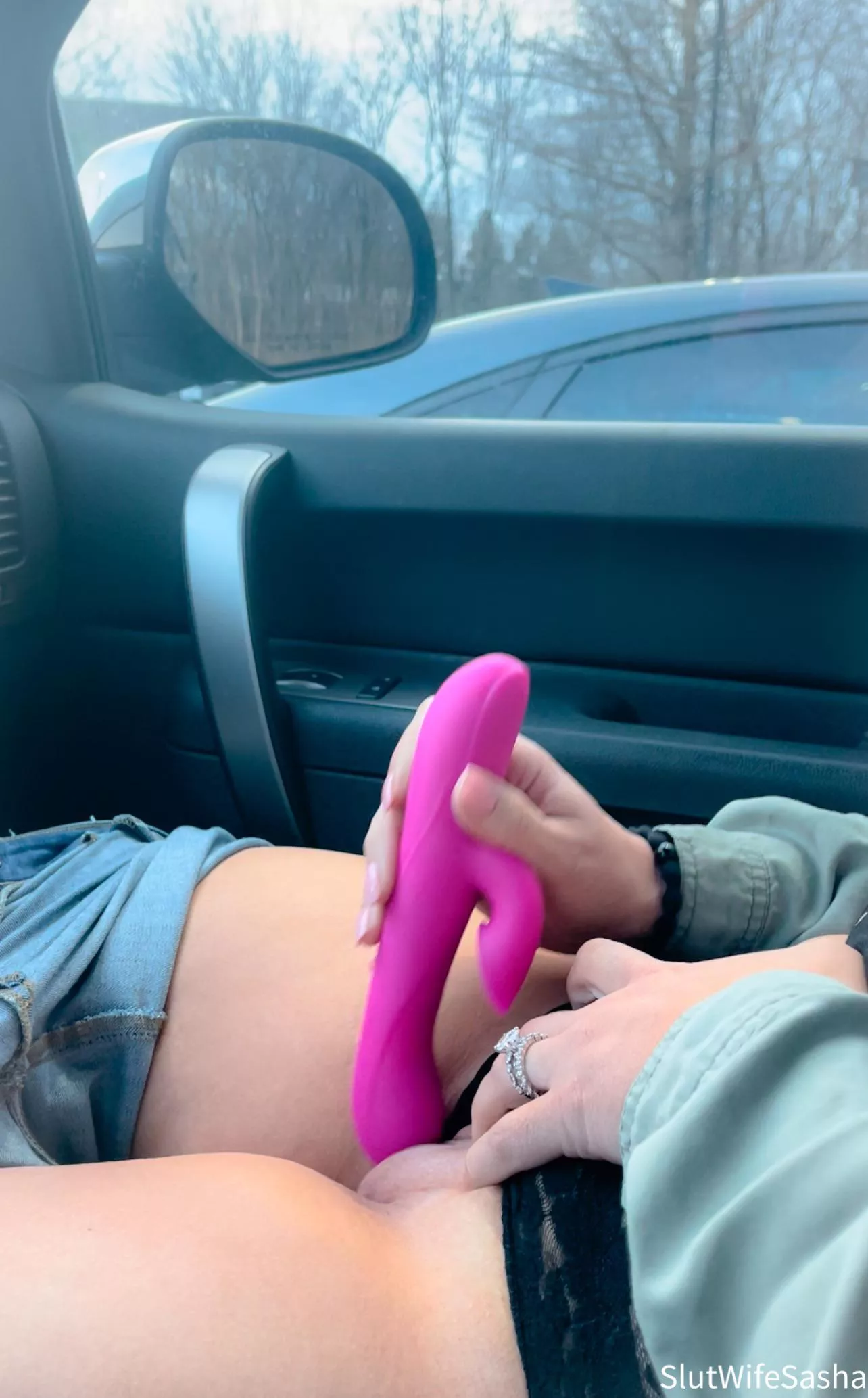 Almost got caught this evening. Still didn’t stop me from playing 😈😈