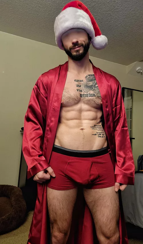 Alright, who's chimney am I cumming down this year? 😏🎅