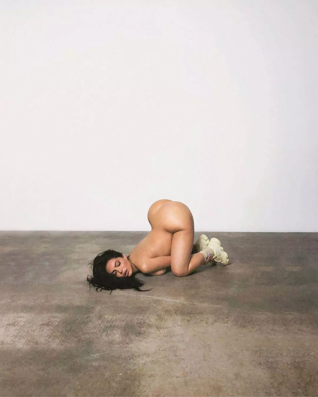 Always been my favourite picture if her.