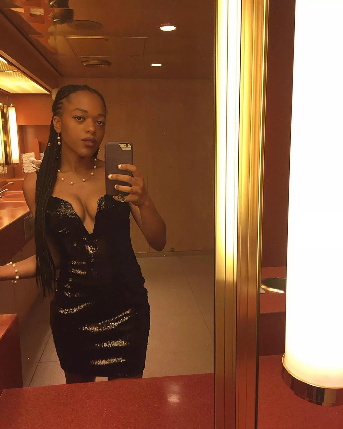 Always bet on black Always bet on black