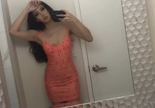 always getting so dress up just to stay at home π€§