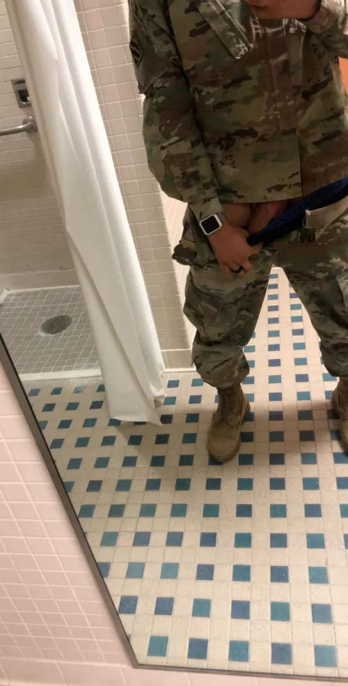 Always horny at work 🤫 Always horny at work 🤫