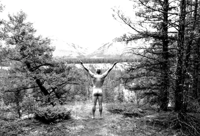 Always looks for a chance to shed the clothes and worship the views of nature! Always looks for a chance to shed the clothes and worship the views of nature!