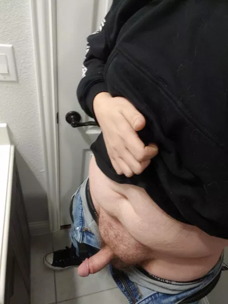 Always nervous posting. Tell me what you think. DMs open Always nervous posting. Tell me what you think. DMs open