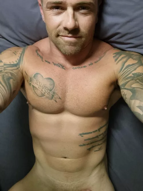 Always room in the bed for one or two more 😏