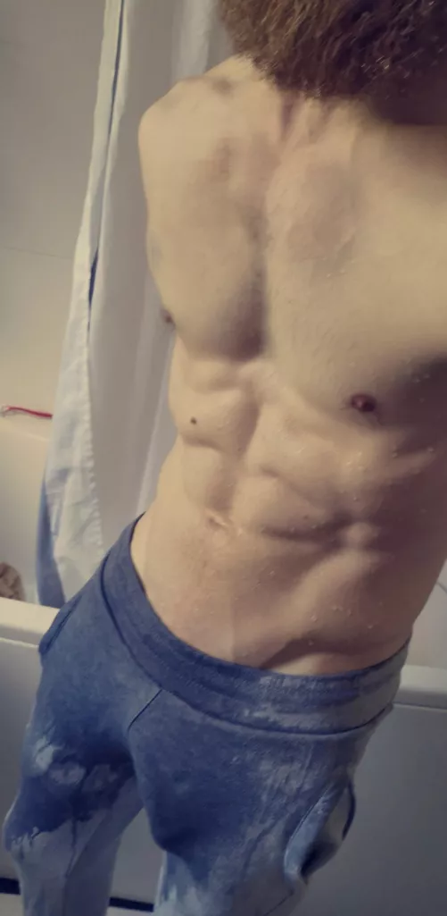 Always wear grey sweats when you wash your car ๐๐