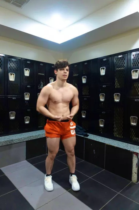 Am I big enough ๐ฉ