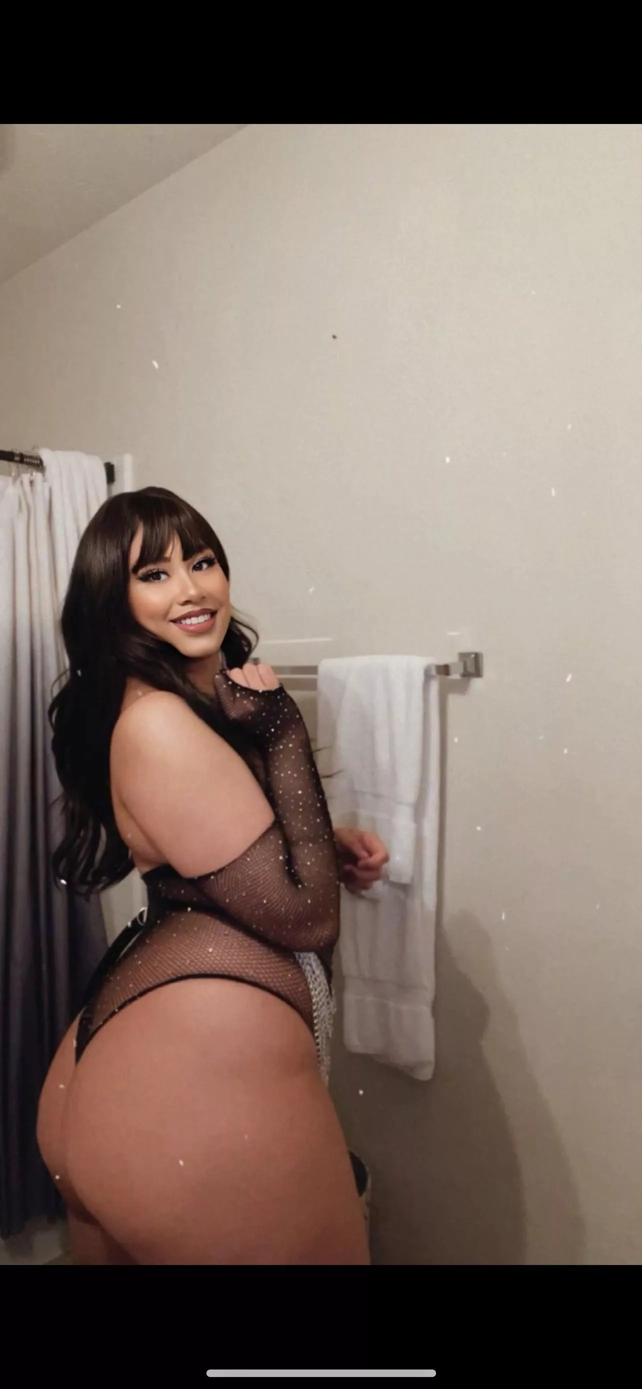 Am I creampie material? 🥰 Am I creampie material? 🥰