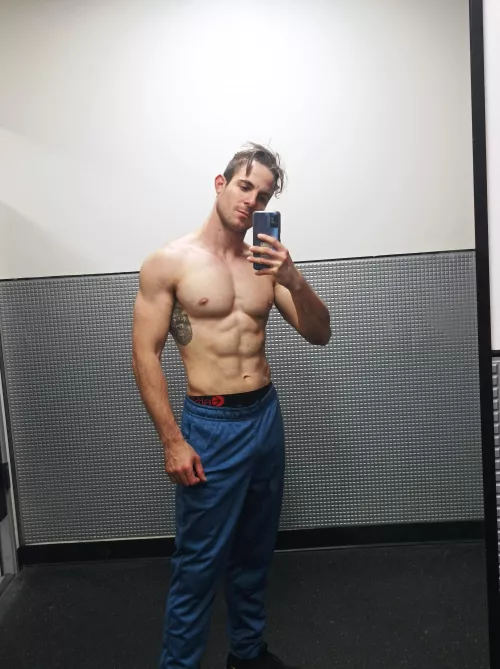 Am I enough hot for here? Am I enough hot for here?