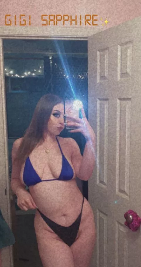 Am I super hot or just average? ❤️ [24F] [OC]