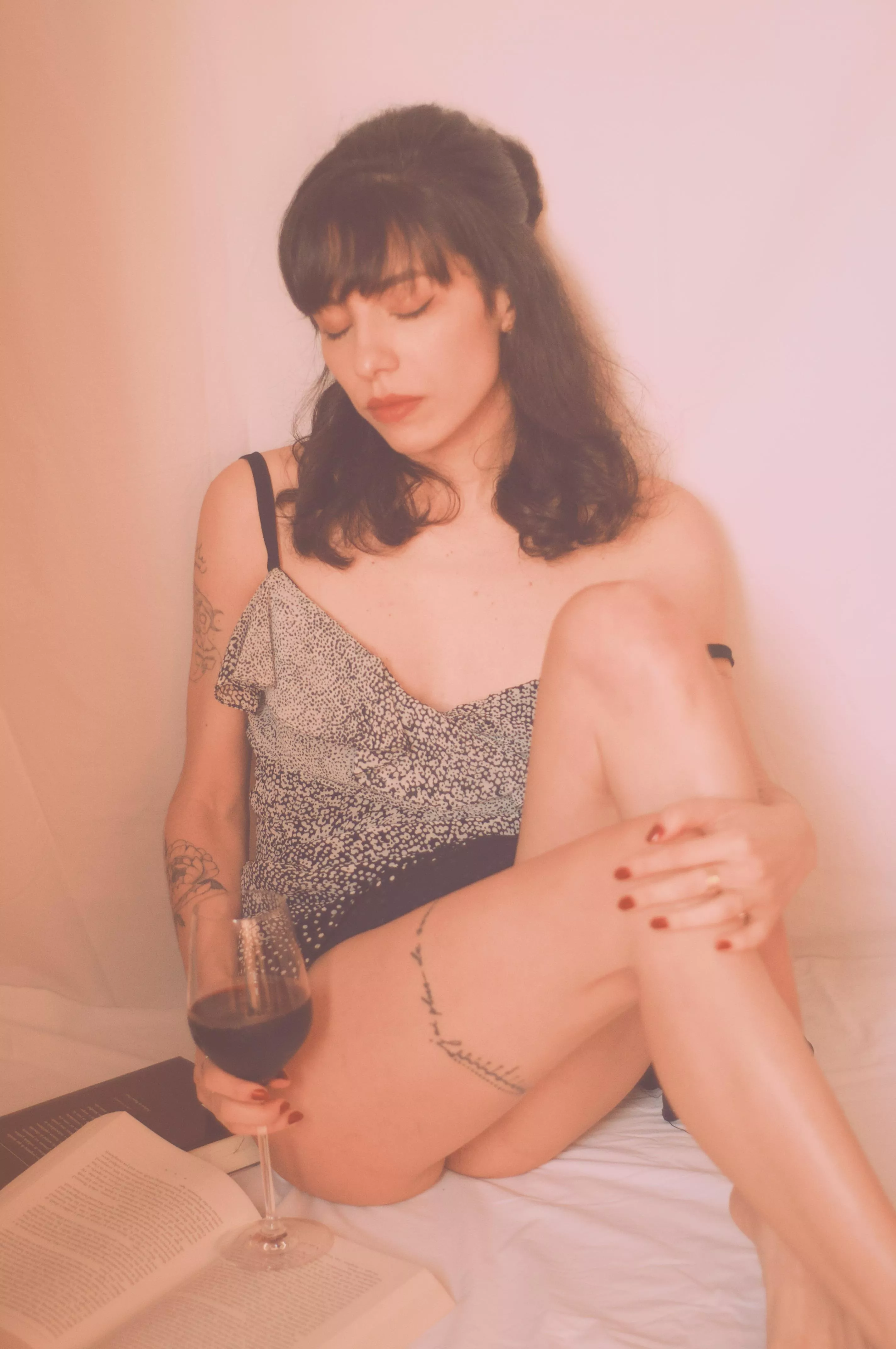 “am I that girl that you dream o[f]?”