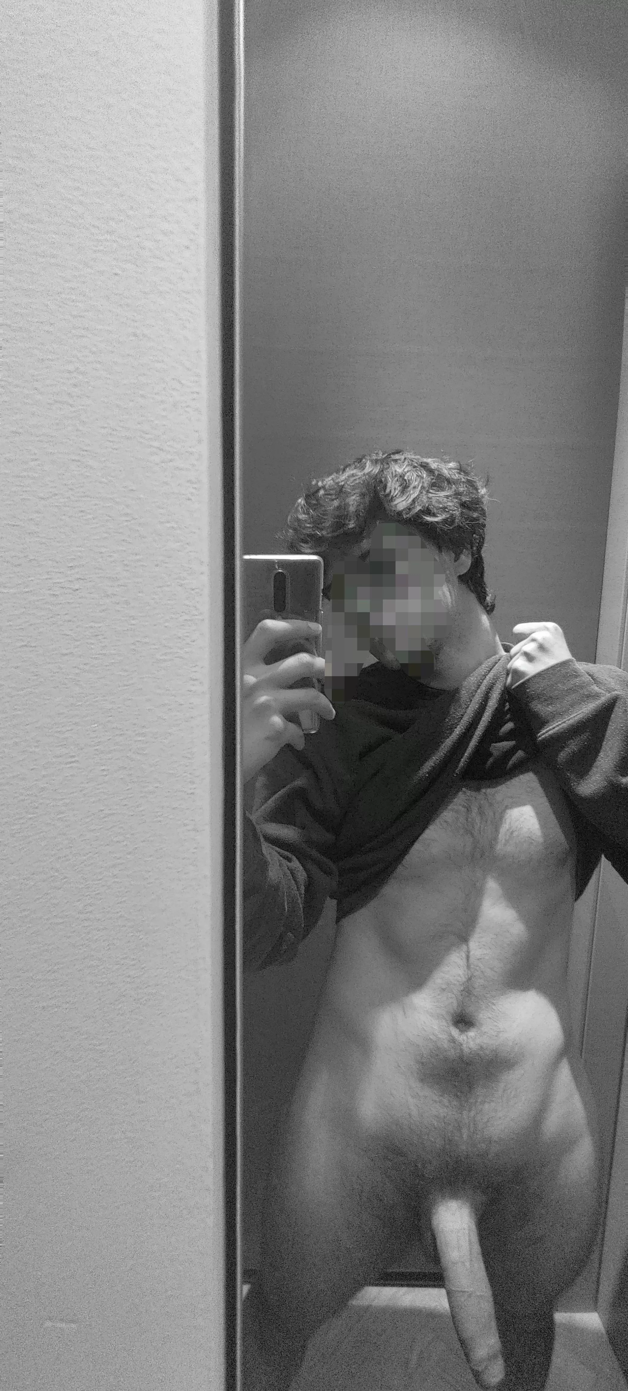 Am i too big for your throath?😶