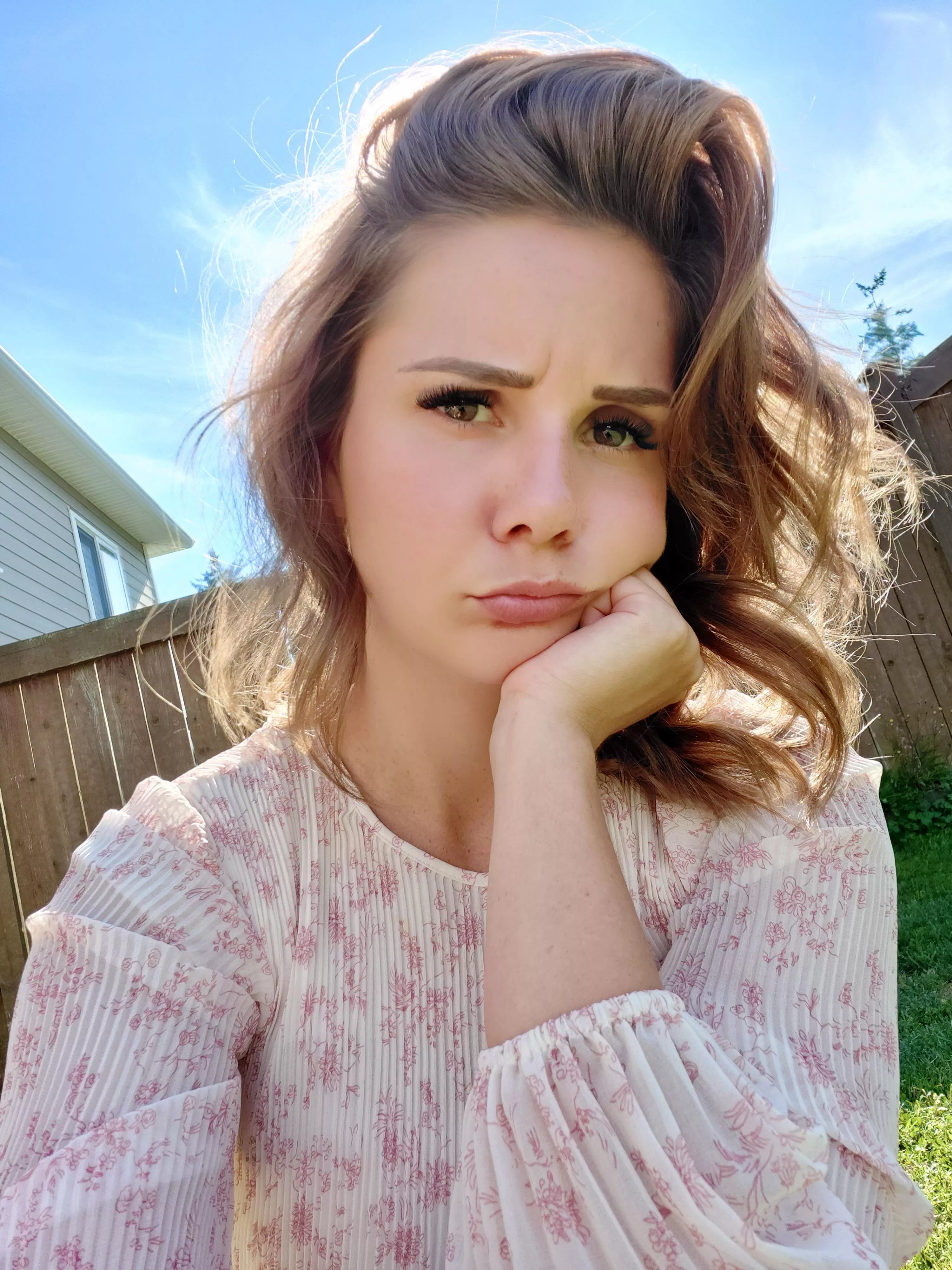 Am I too cute for porn? Am I too cute for porn?