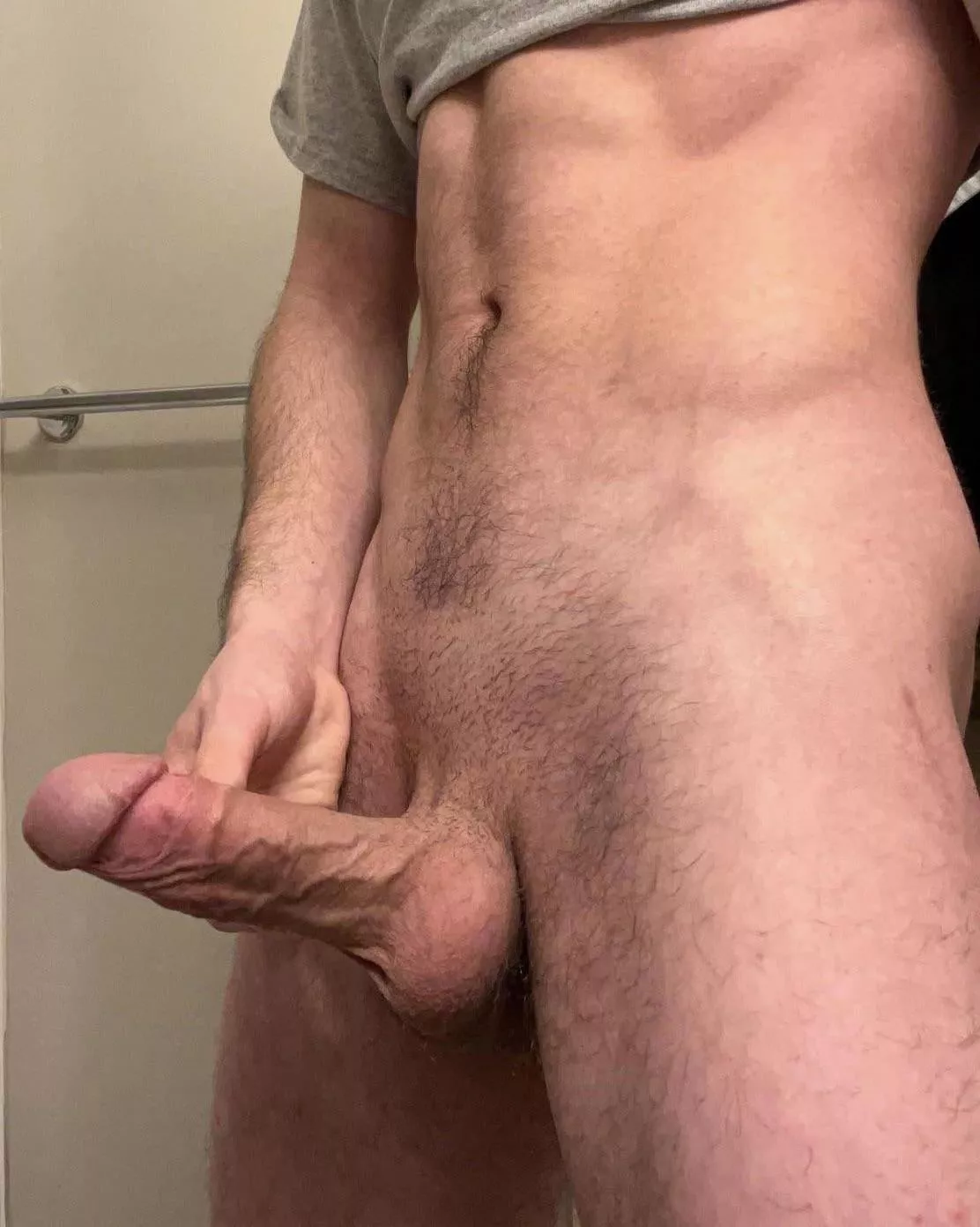 Am I welcome here? Am I welcome here?