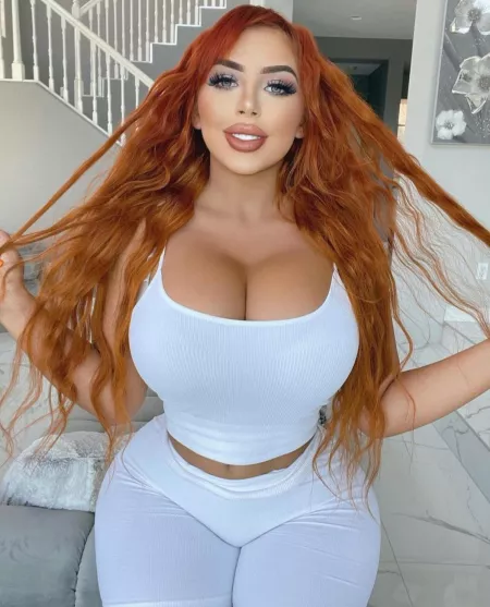 Amanda Nicole Amanda Nicole