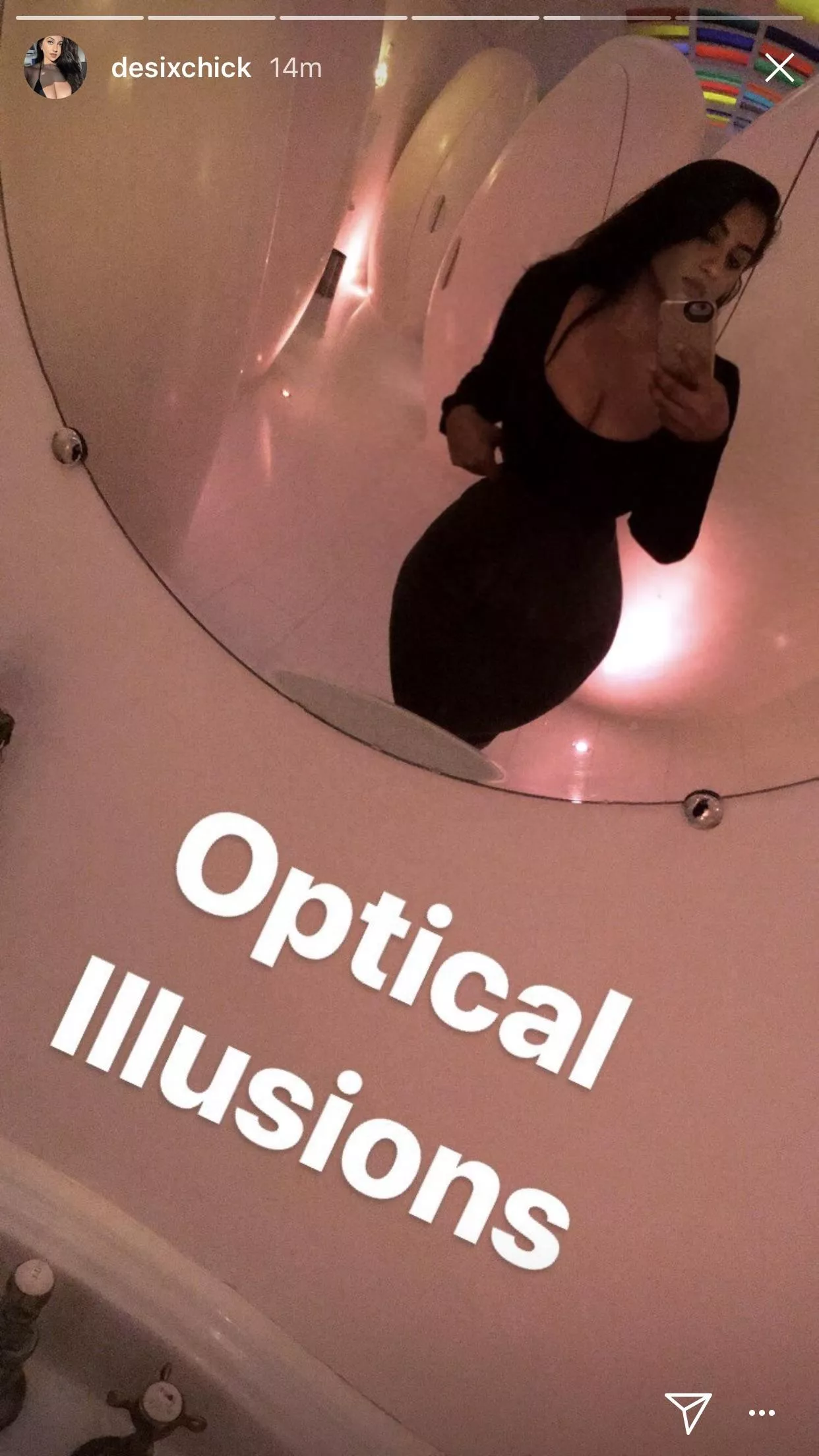 Amazing Curves!🤤😍 Amazing Curves!🤤😍