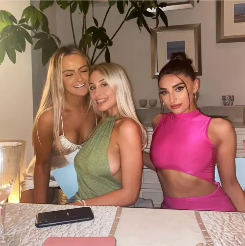 Amazing girls Amazing girls