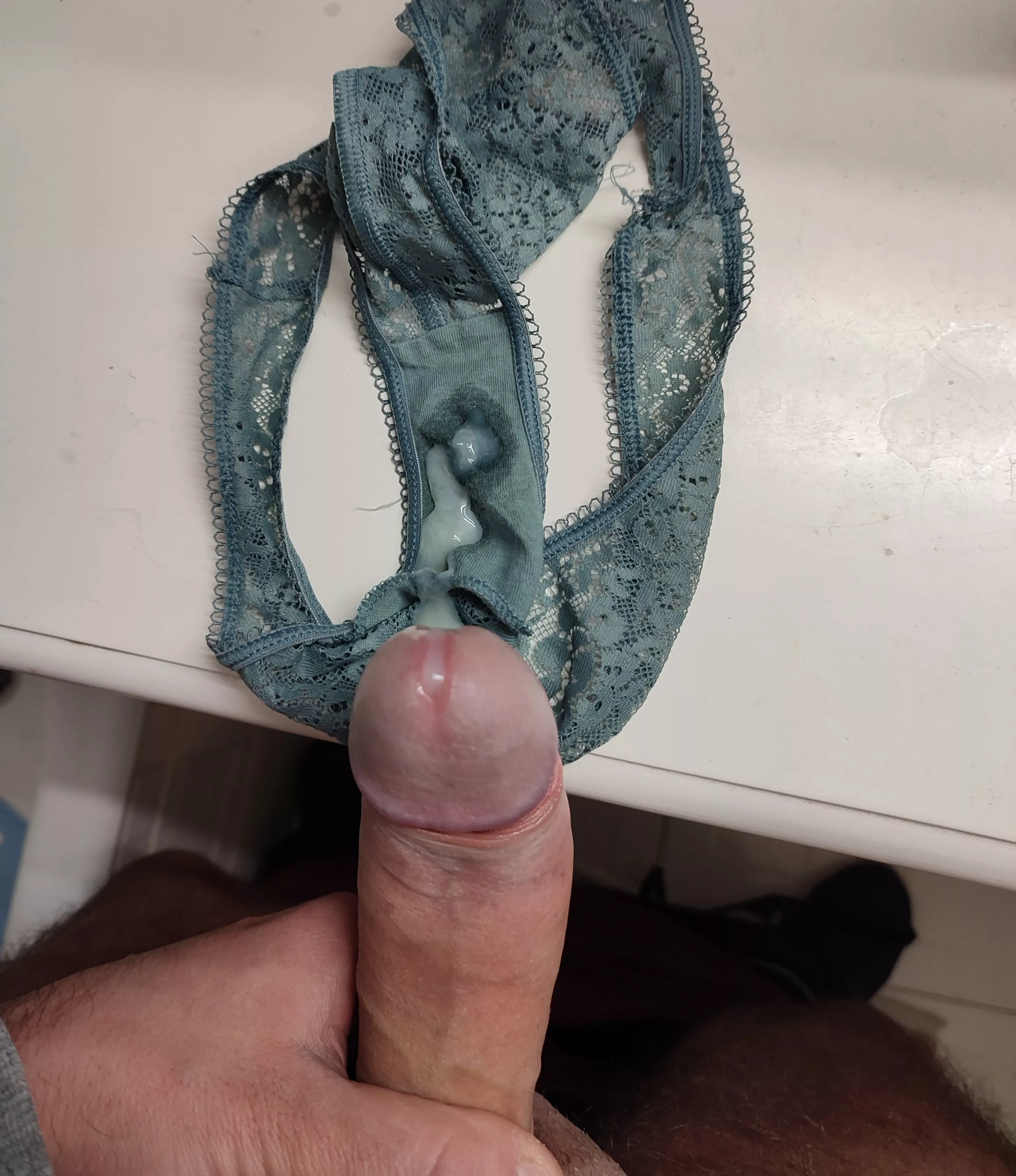 An ex gave me her panties to cum on them