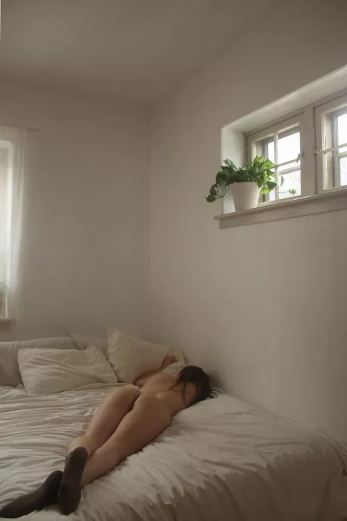 an old self portrait from my old studio