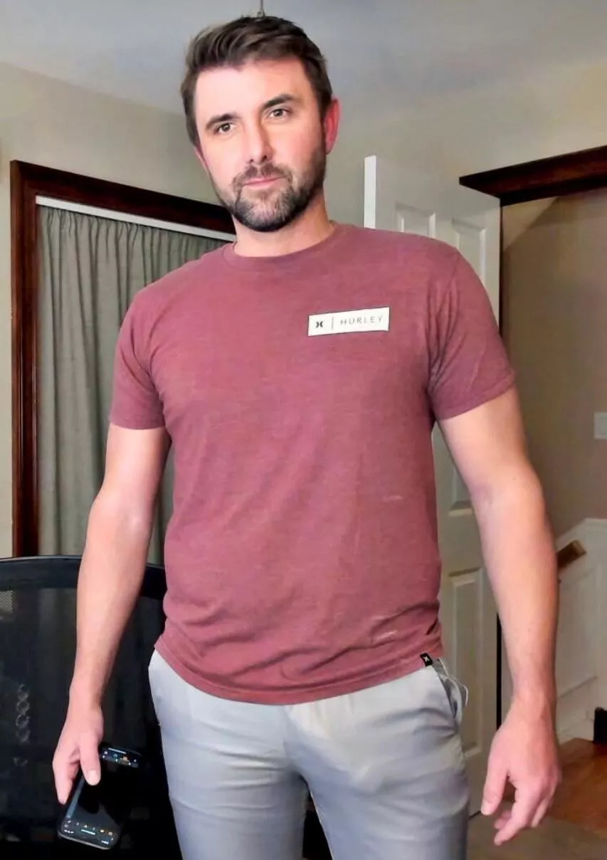 An older pic from before I cleaned my account out.