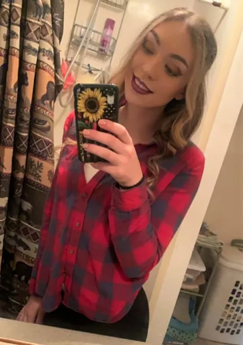 And love for wedding makeup? And love for wedding makeup?