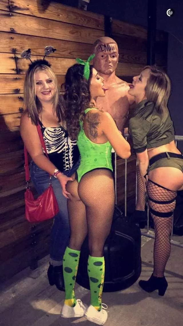 And more like this..just a Male fan tho 😁