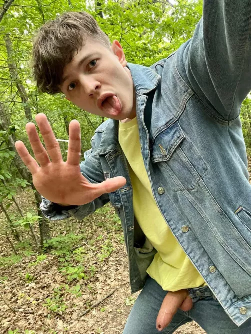 And this is how my every walk ends!😊😈