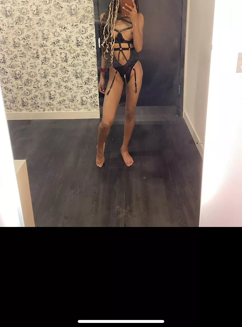 Ann summers had me feeling cute… am I?