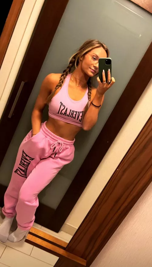 Anna Jay