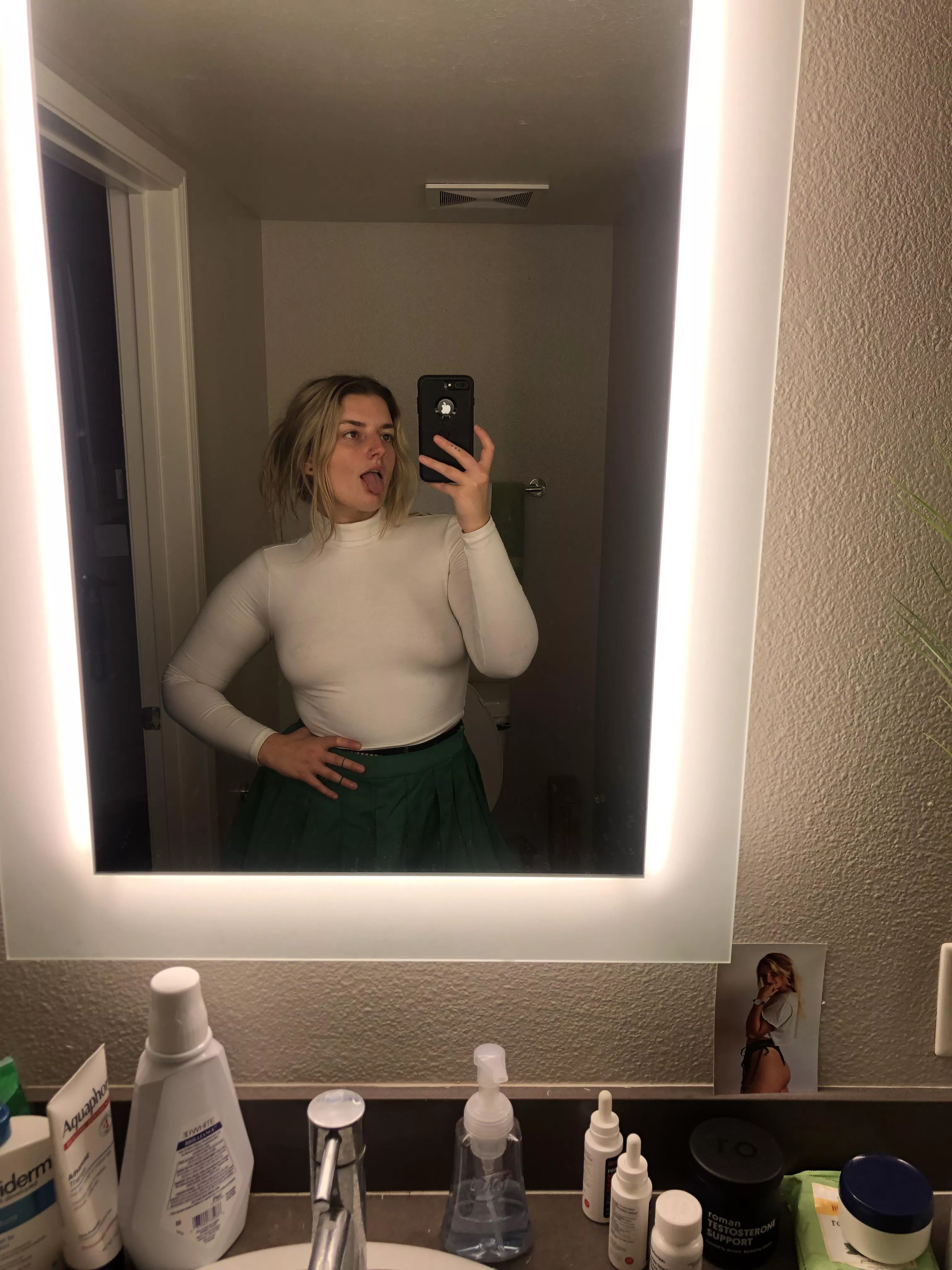 Another day without a bra but that’s nothing new lol