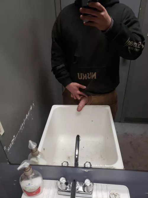 Another easy day of work ? (m)