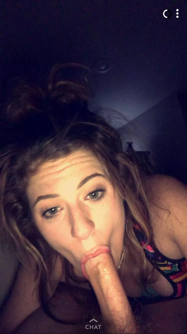 girlfriend blowjob selfie