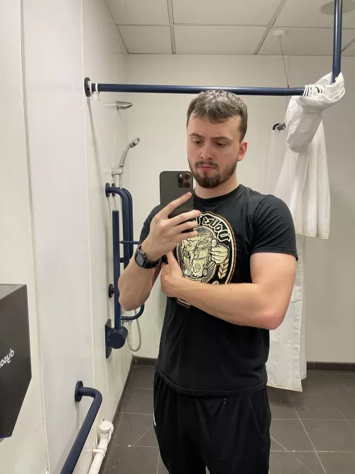 Another good arm day, making progress :) Another good arm day, making progress :)