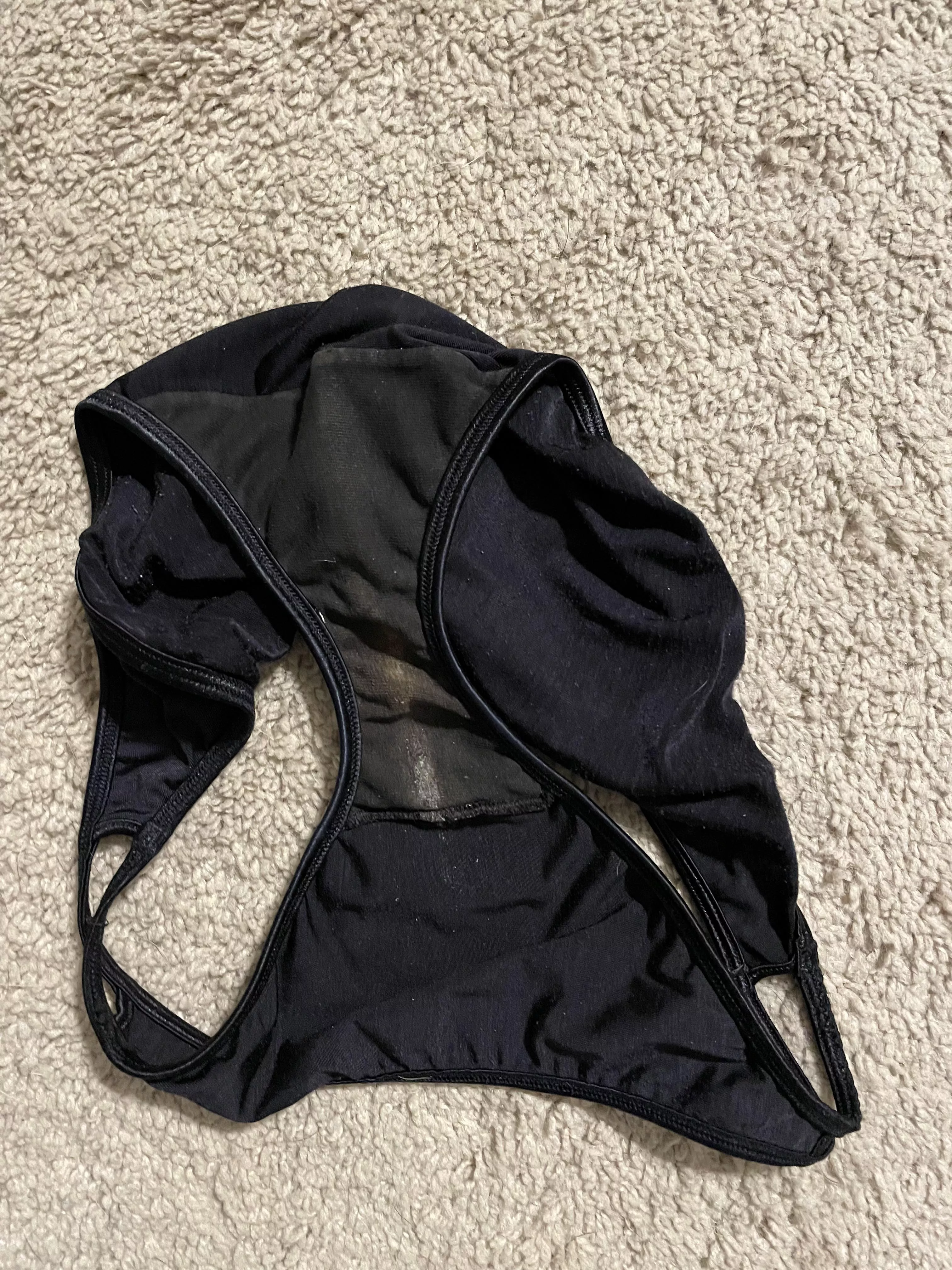 Another hamper find. Another hamper find.