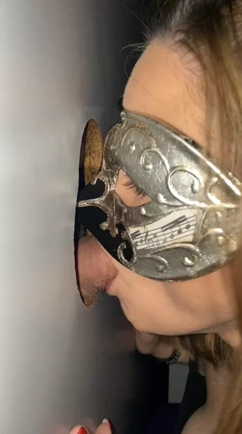 Another nice cock in Tampa. I love to put my face up against the hole and let the guys fuck my mouth I think they like it to. See ya soon Miami