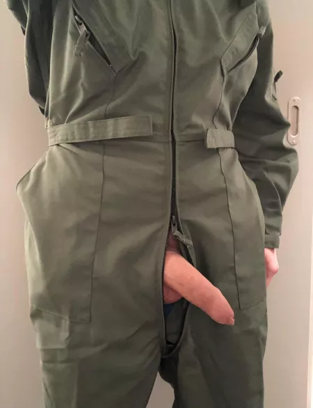 Another rainy day at the airport… can someone change my flightsuit please? Another rainy day at the airport… can someone change my flightsuit please?