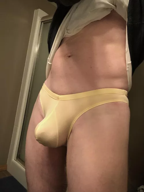 Another sexy pair found on Amazon.