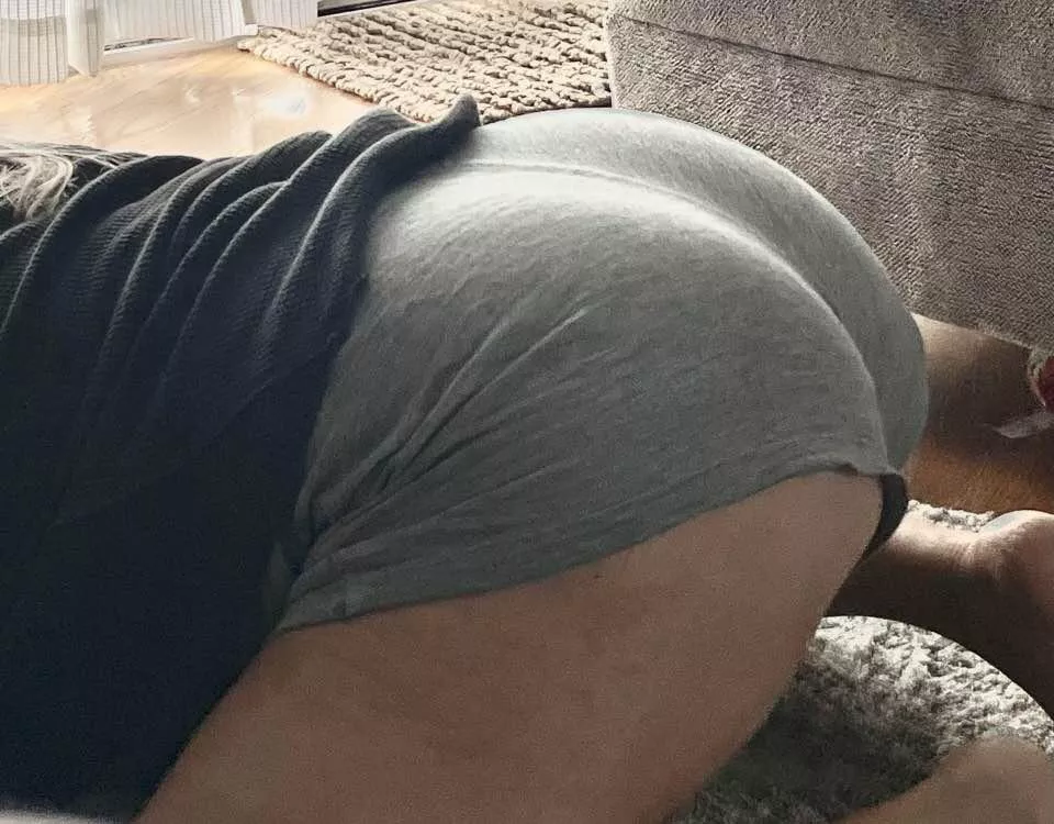 Any beta loser cuc husband looking for a dom to use him and his wife and would obey and down for humiliation hmu saying I M READY